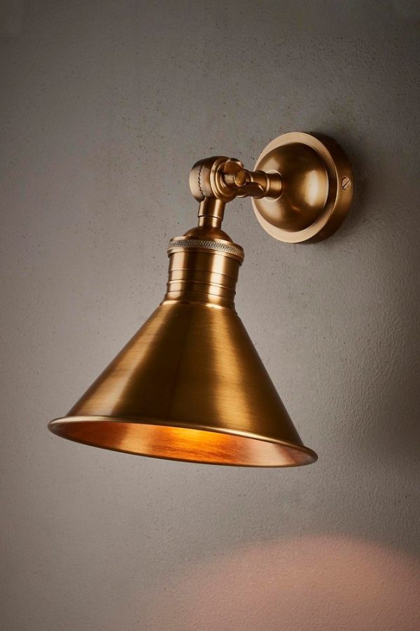 Ventura Wall Lamp Antique Brass - ELANK60140AB